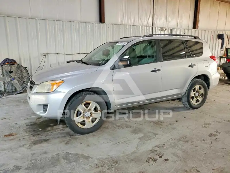 2012 Toyota RAV4 фото
