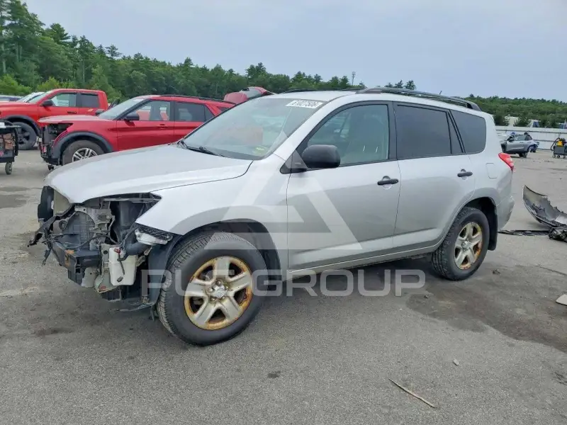 2012 Toyota RAV4 фото