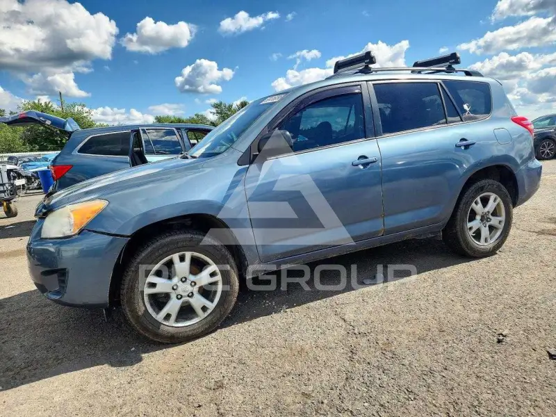 2012 Toyota RAV4 фото