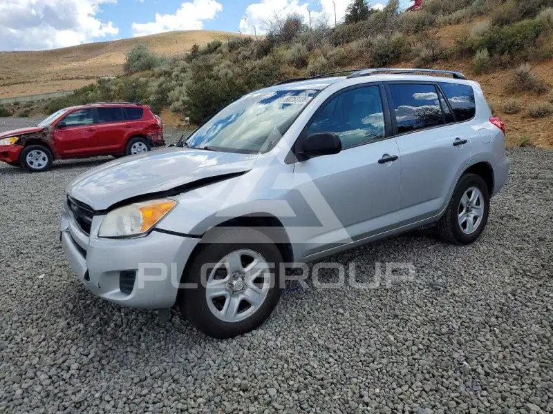 2012 Toyota RAV4 фото