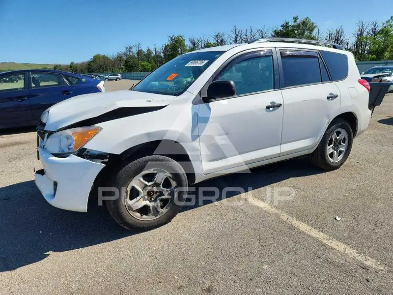 2012 Toyota RAV4 photo