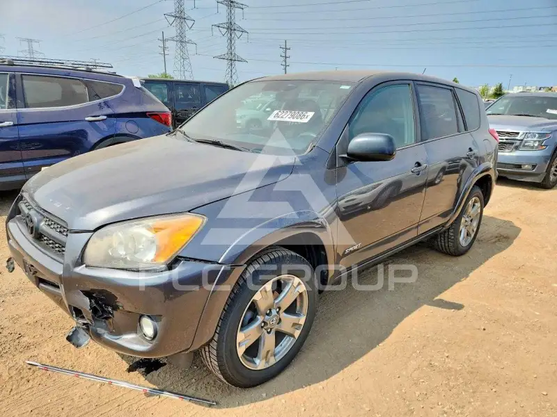 2012 Toyota RAV4 фото