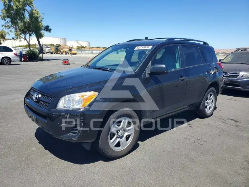 2012 Toyota RAV4 photo