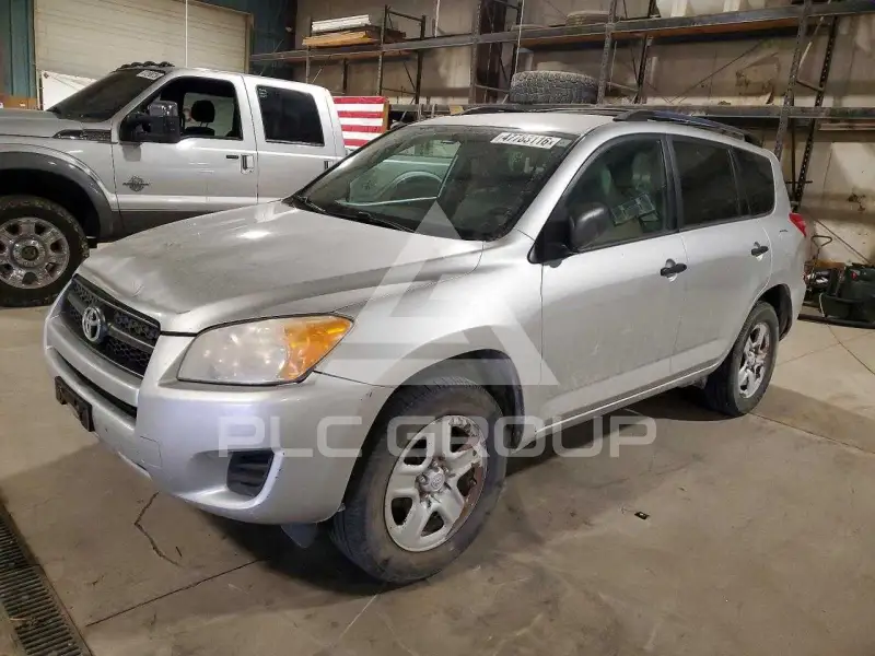 2012 Toyota RAV4 photo