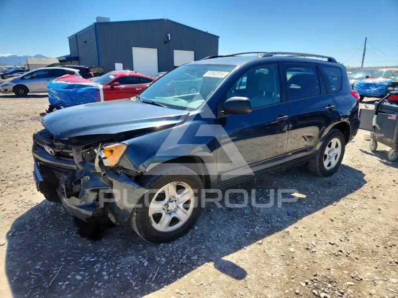 2012 Toyota RAV4 фото