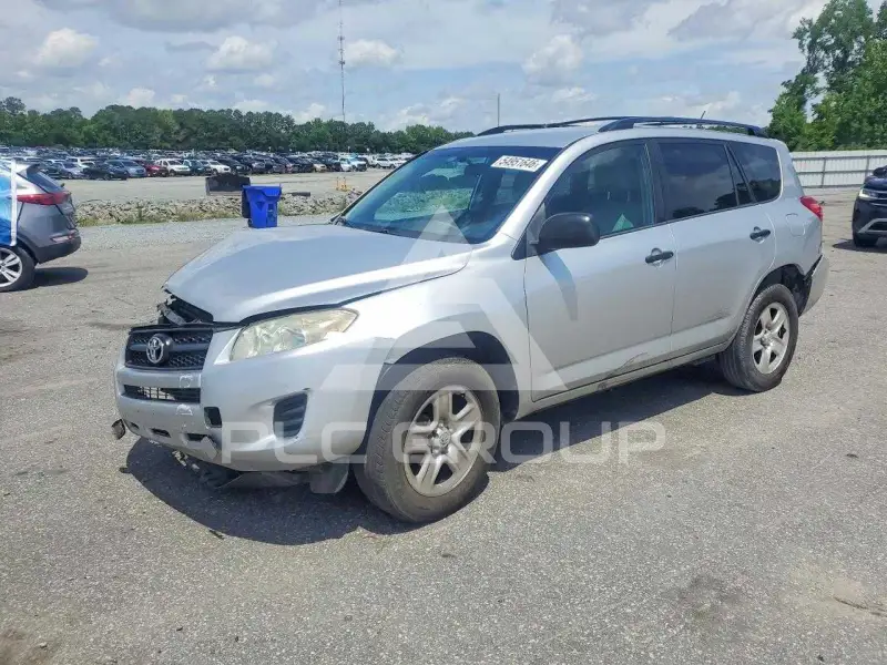 2012 Toyota RAV4 фото