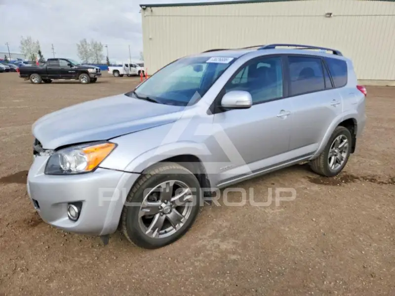 2012 Toyota RAV4 фото