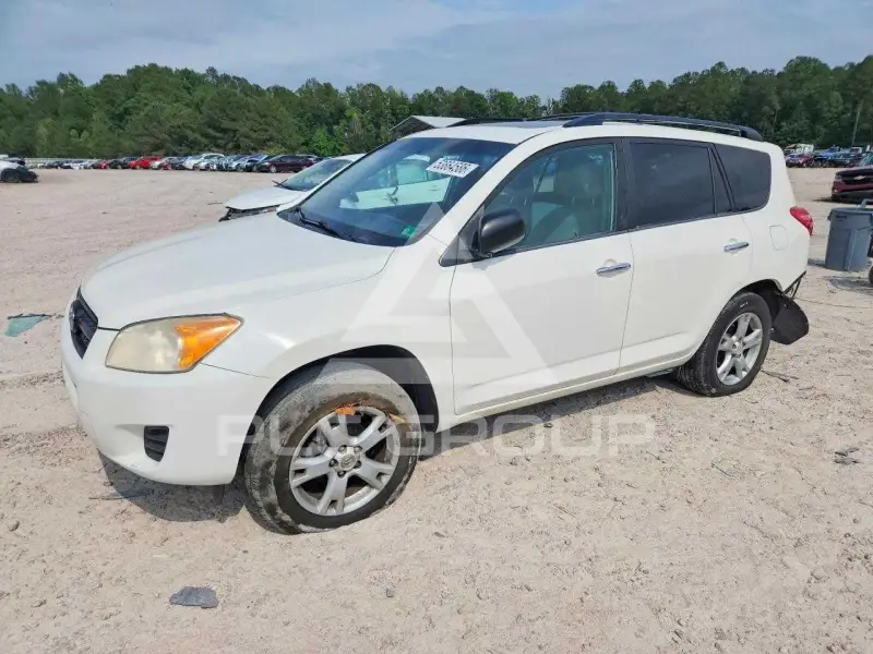 2012 Toyota RAV4 фото