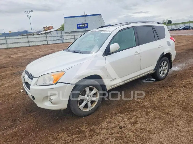 2012 Toyota RAV4 фото