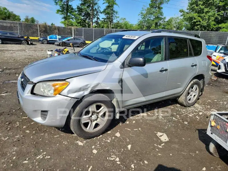 2012 Toyota RAV4 фото