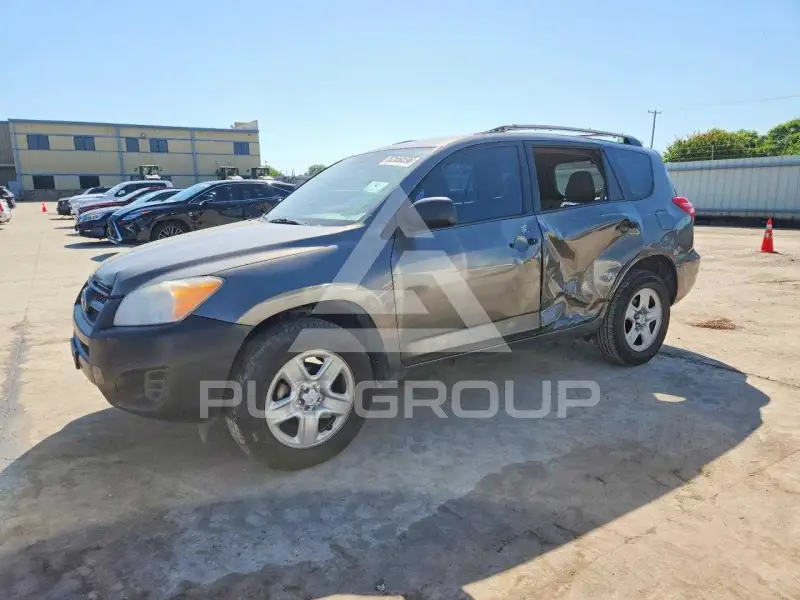 2012 Toyota RAV4 фото