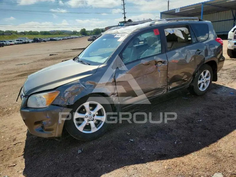 2012 Toyota RAV4 фото