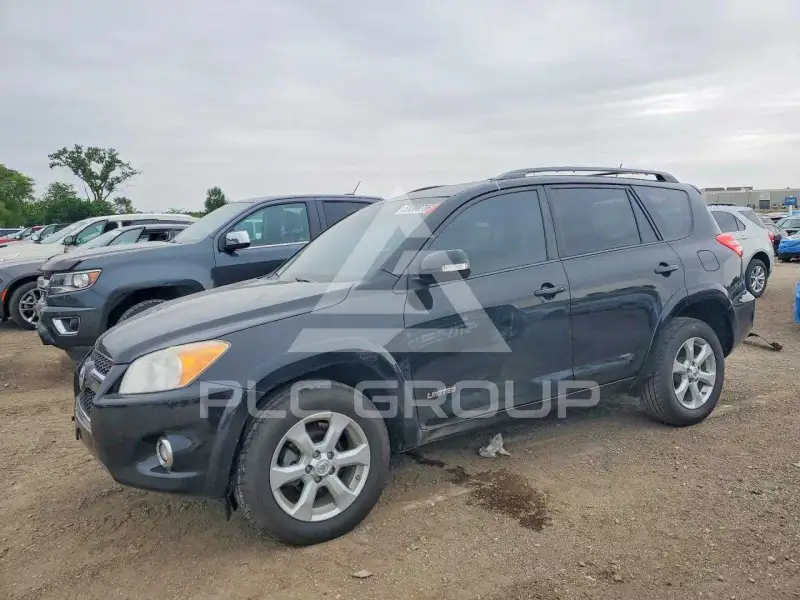 2012 Toyota RAV4 фото