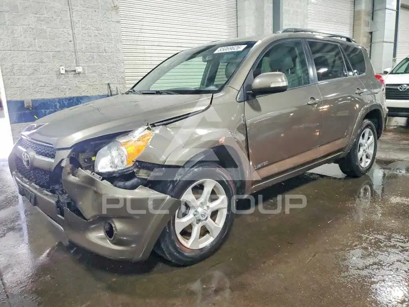 2012 Toyota RAV4 фото