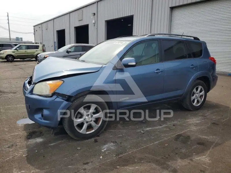 2012 Toyota RAV4 фото