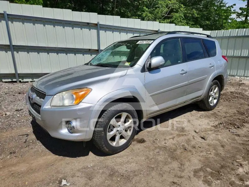 2012 Toyota RAV4 фото