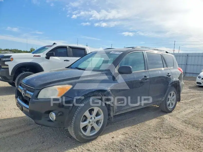 2012 Toyota RAV4 фото