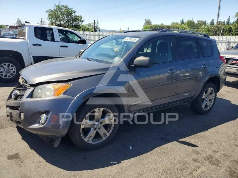 2012 Toyota RAV4 фото