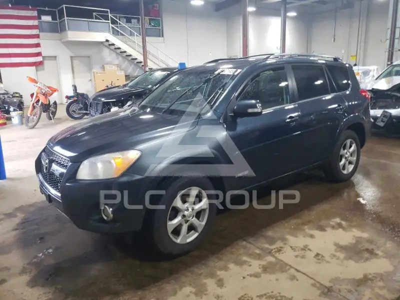 2012 Toyota RAV4 фото