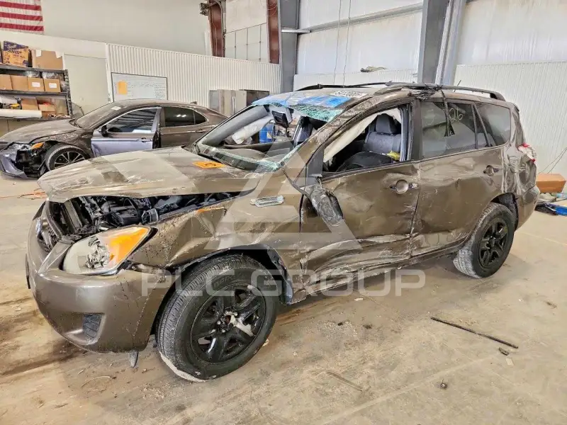 2012 Toyota RAV4 фото