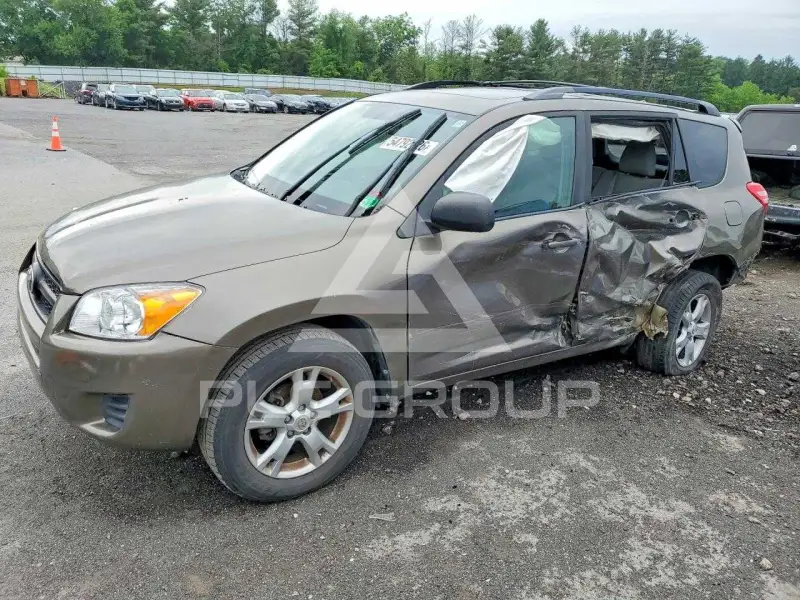 2012 Toyota RAV4 фото
