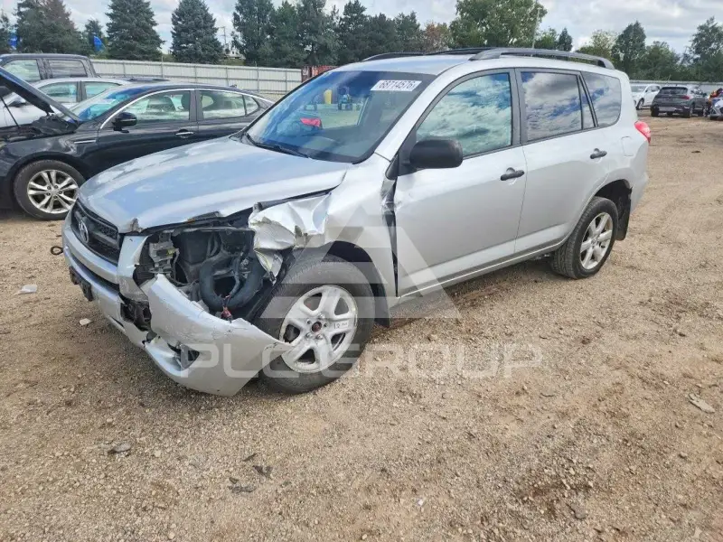 2012 Toyota RAV4 фото