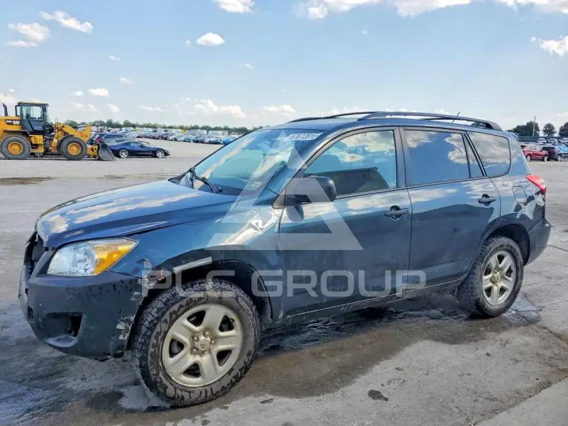 2012 Toyota RAV4 photo