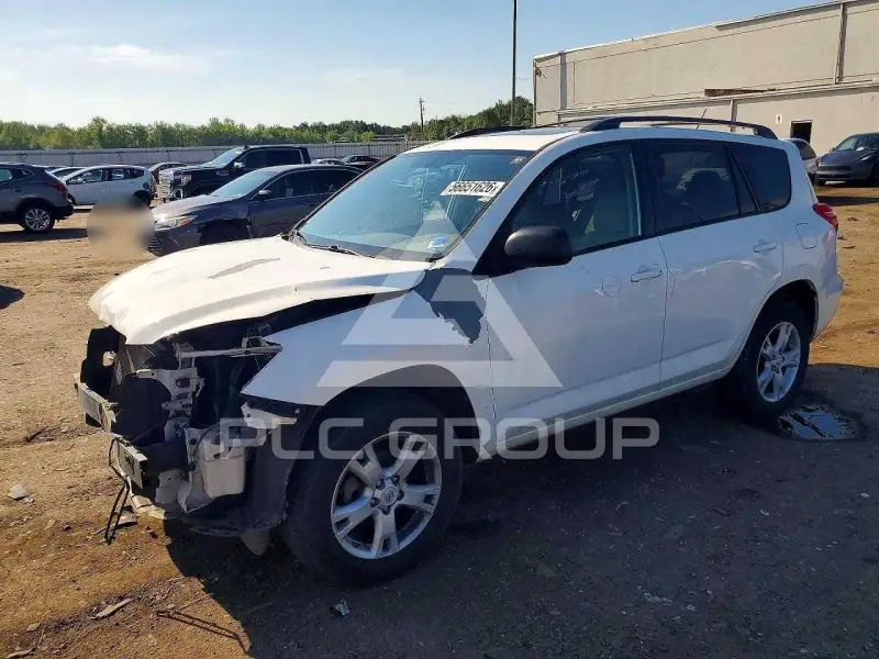 2012 Toyota RAV4 photo