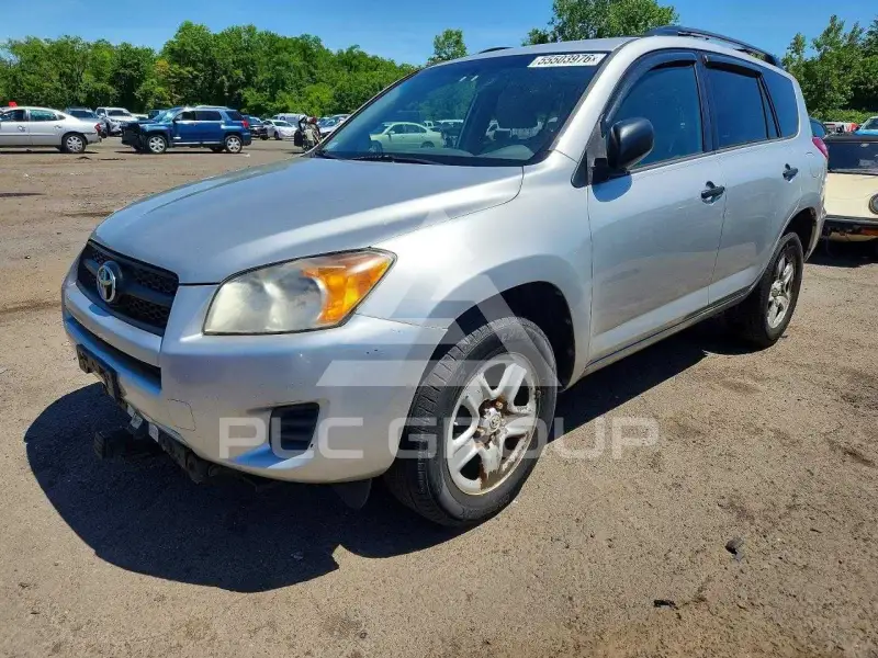 2012 Toyota RAV4 photo