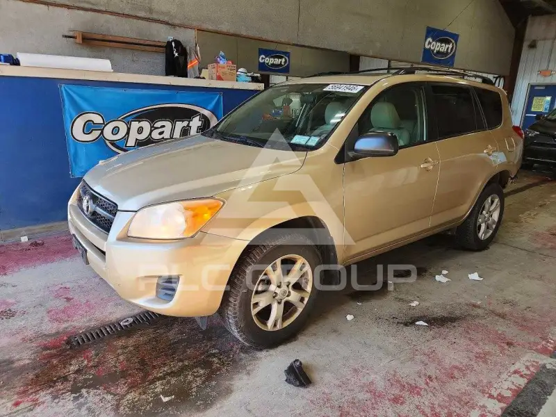 2012 Toyota RAV4 фото