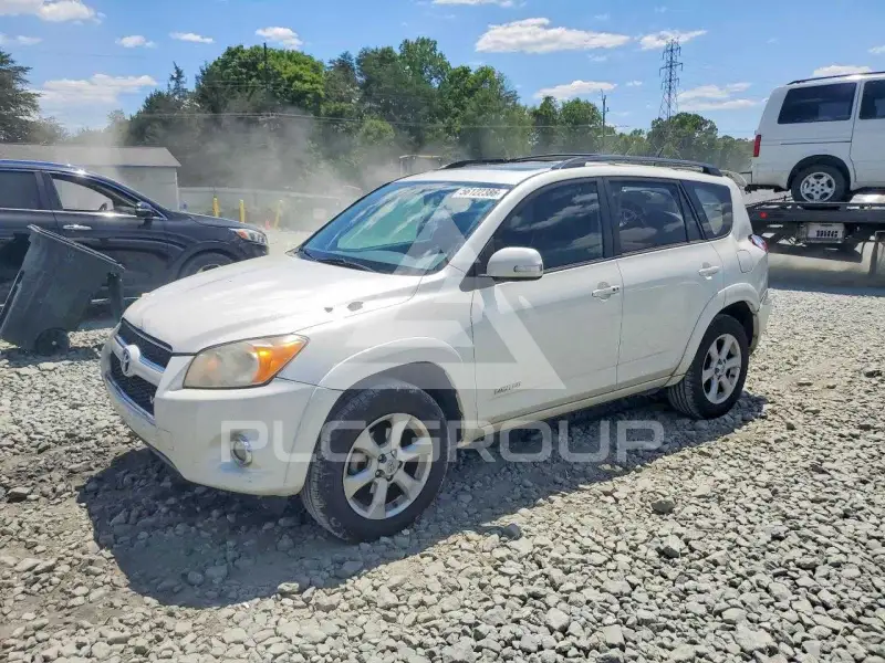 2012 Toyota RAV4 фото