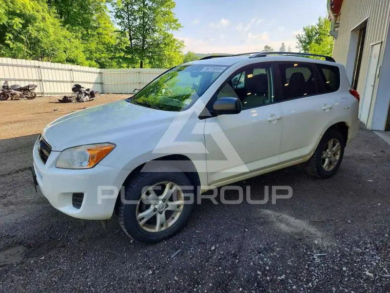 2012 Toyota RAV4 фото