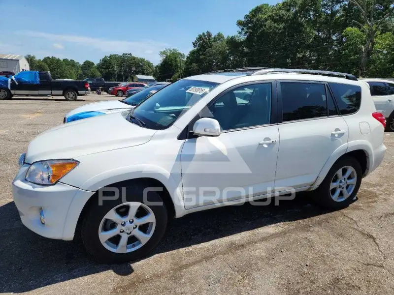 2012 Toyota RAV4 фото