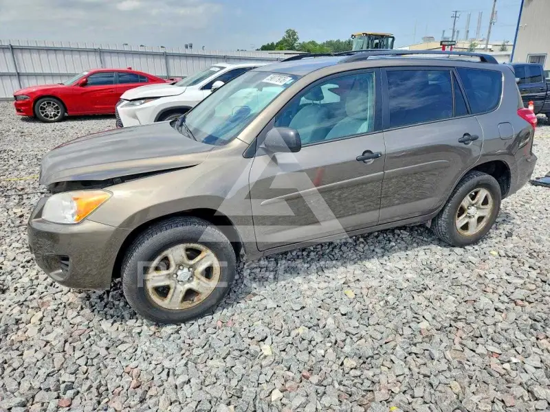 2012 Toyota RAV4 photo