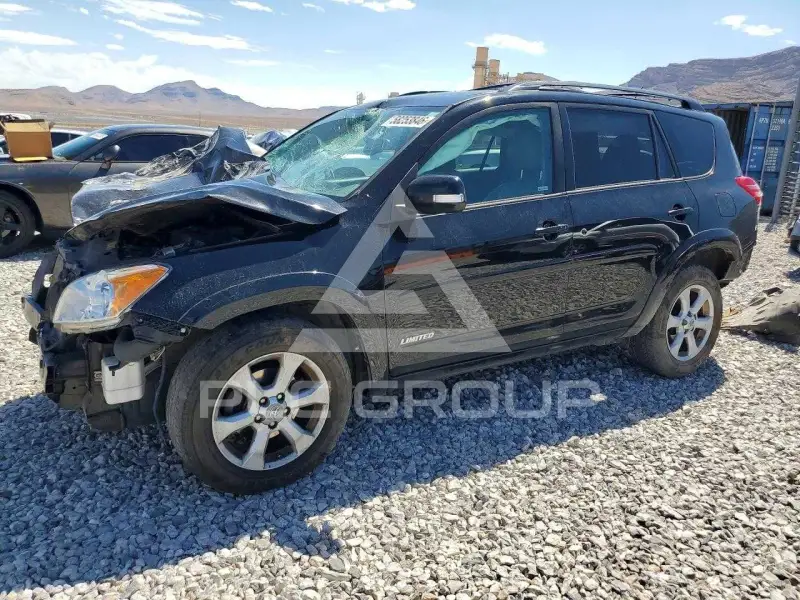 2012 Toyota RAV4 фото