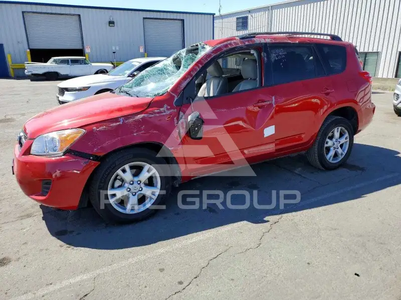 2012 Toyota RAV4 фото