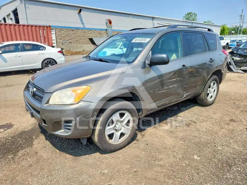 2012 Toyota RAV4 photo