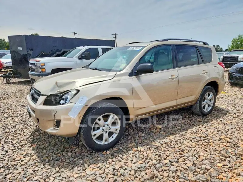 2012 Toyota RAV4 photo