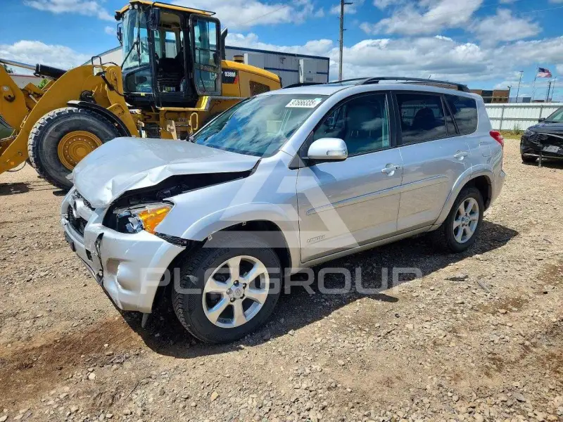 2012 Toyota RAV4 фото