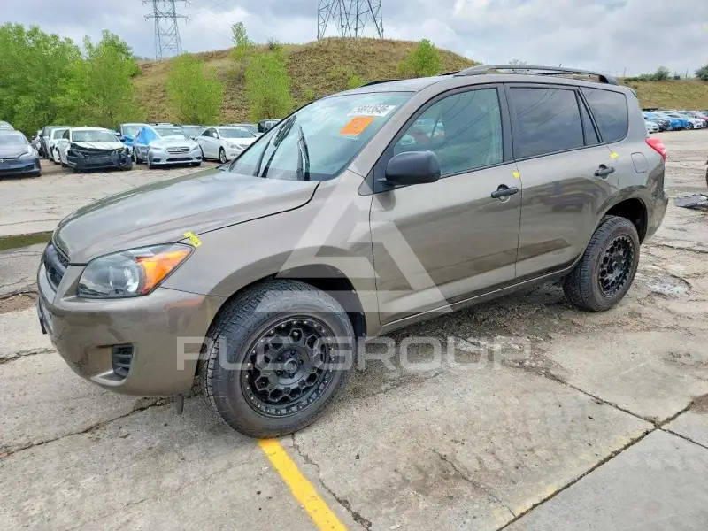 2012 Toyota RAV4 фото