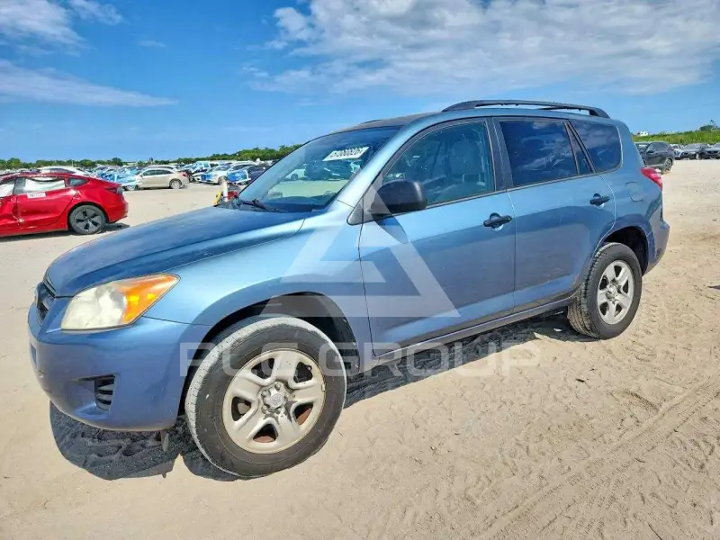 2012 Toyota RAV4 фото