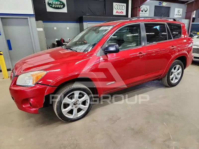 2012 Toyota RAV4 фото