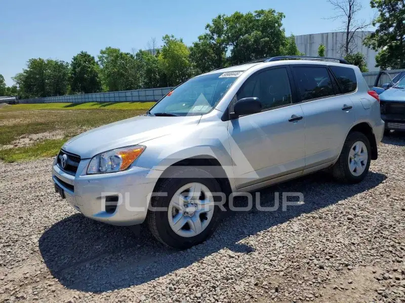 2012 Toyota RAV4 фото