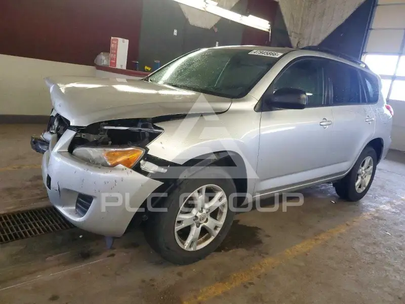 2012 Toyota RAV4 photo