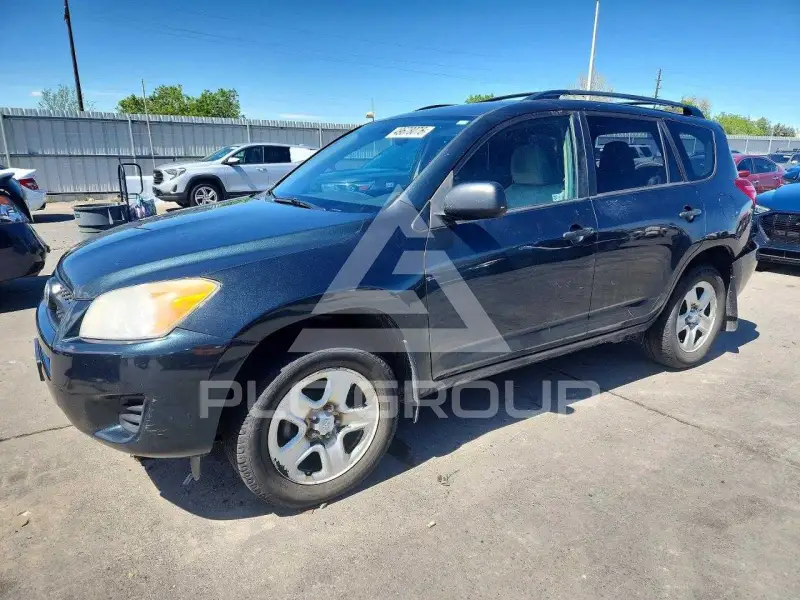 2012 Toyota RAV4 фото