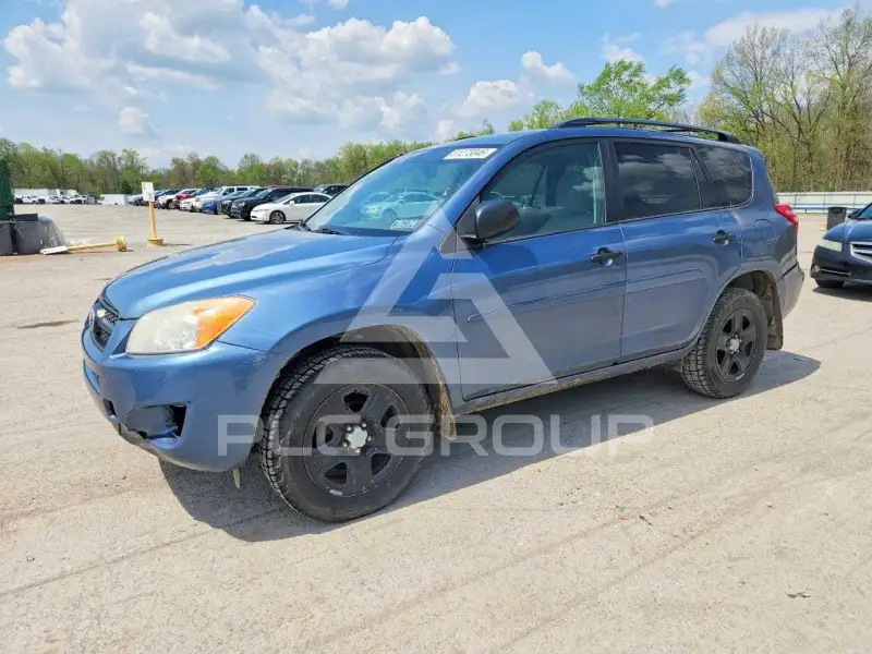 2012 Toyota RAV4 photo