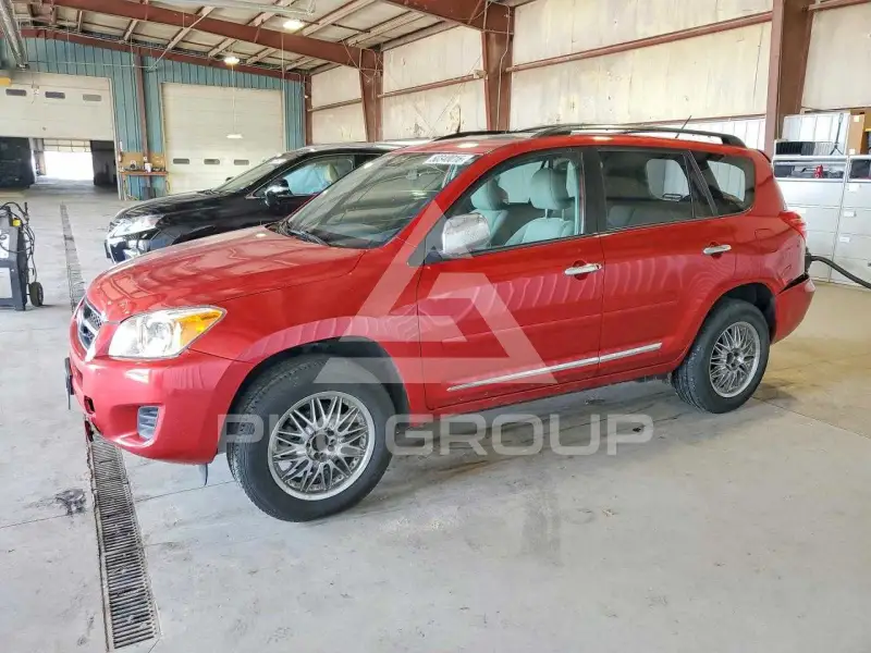 2012 Toyota RAV4 фото