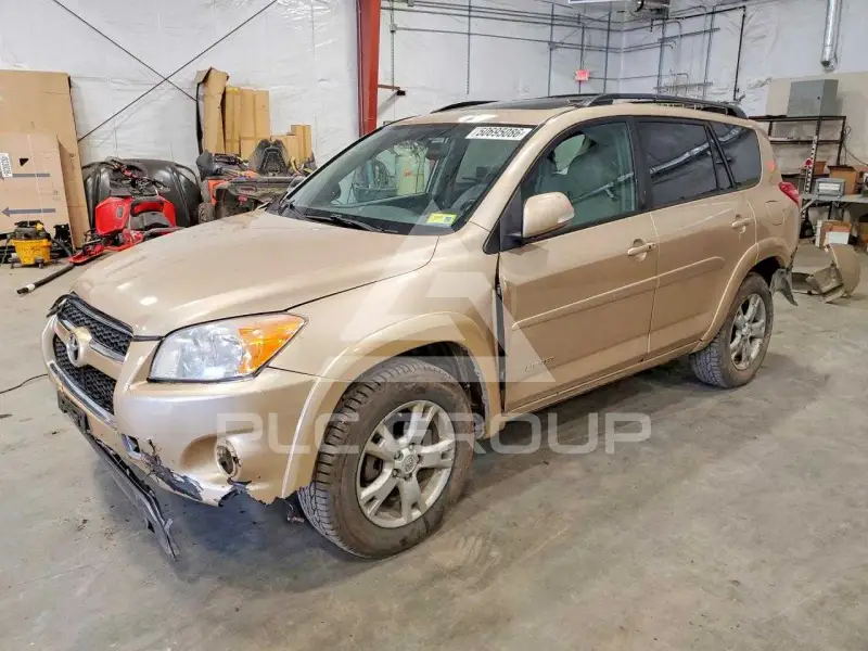 2012 Toyota RAV4 фото