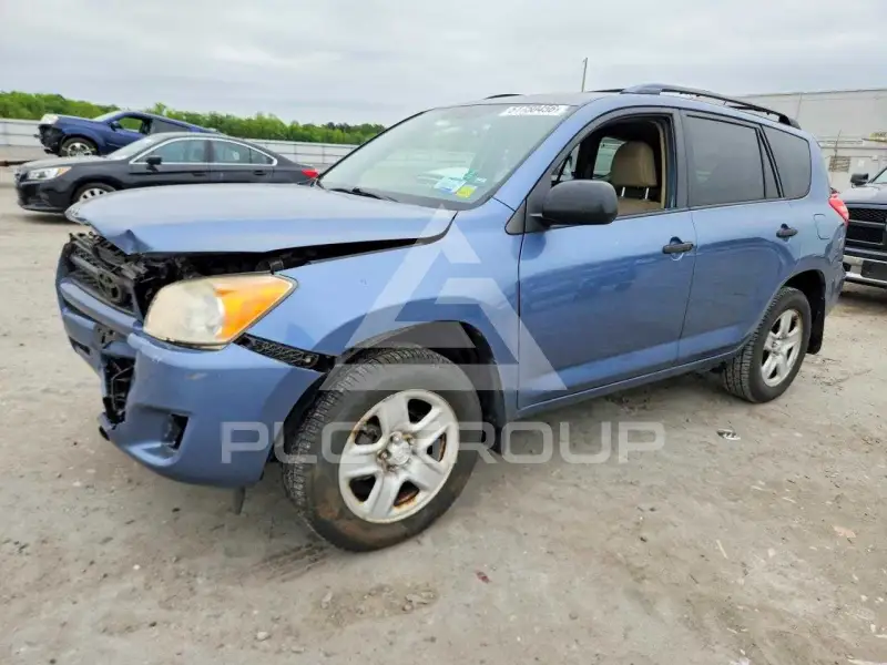 2012 Toyota RAV4 photo