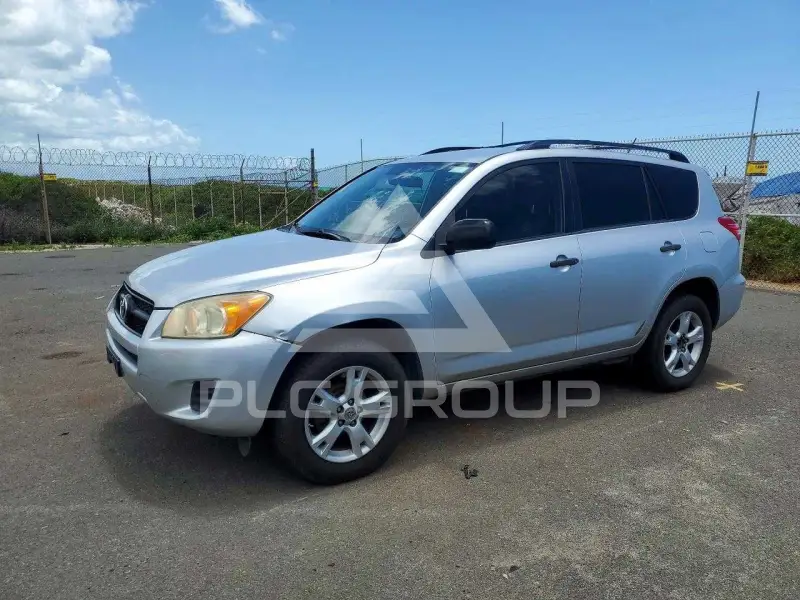 2012 Toyota RAV4 фото